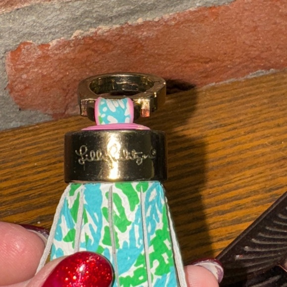 LILLY PULITZER Tassel Keychain Fob Leather Gold - Picture 5 of 5